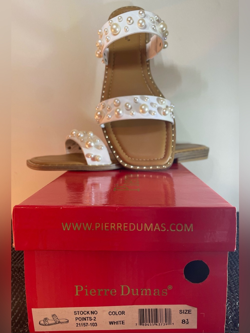 NEW 8.5 Pierre Dumas Pearl Slide Sandals